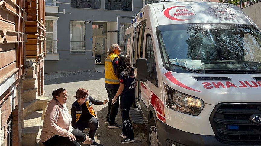 Tekirdağ'da sahipsiz köpek bir kadını yaraladı