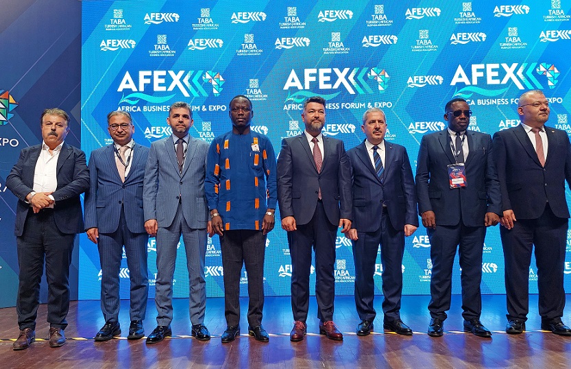 Afrika rüzgârı İstanbul’da esti