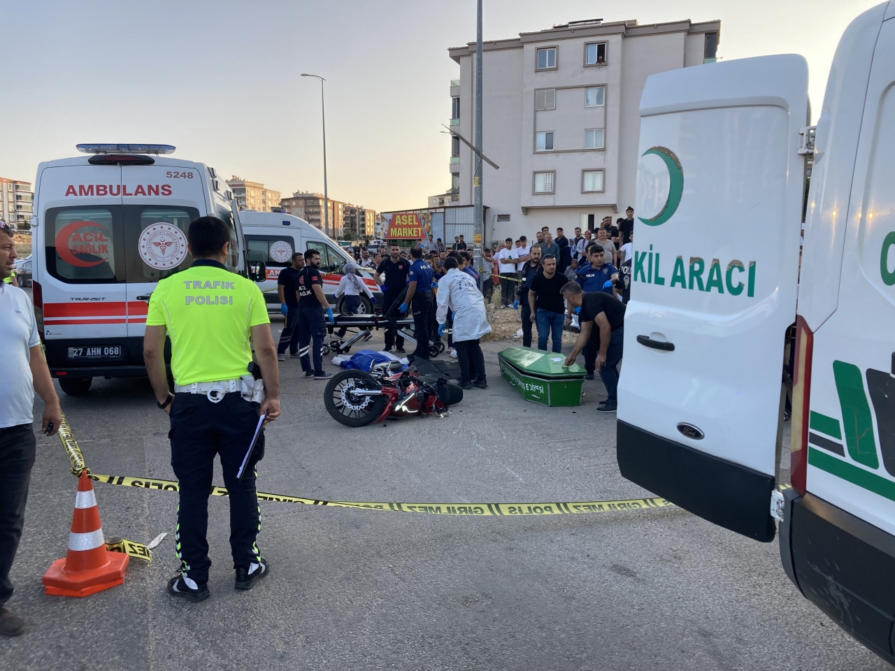 Gaziantep'te otomobil ile çarpışan motosikletin sürücüsü öldü