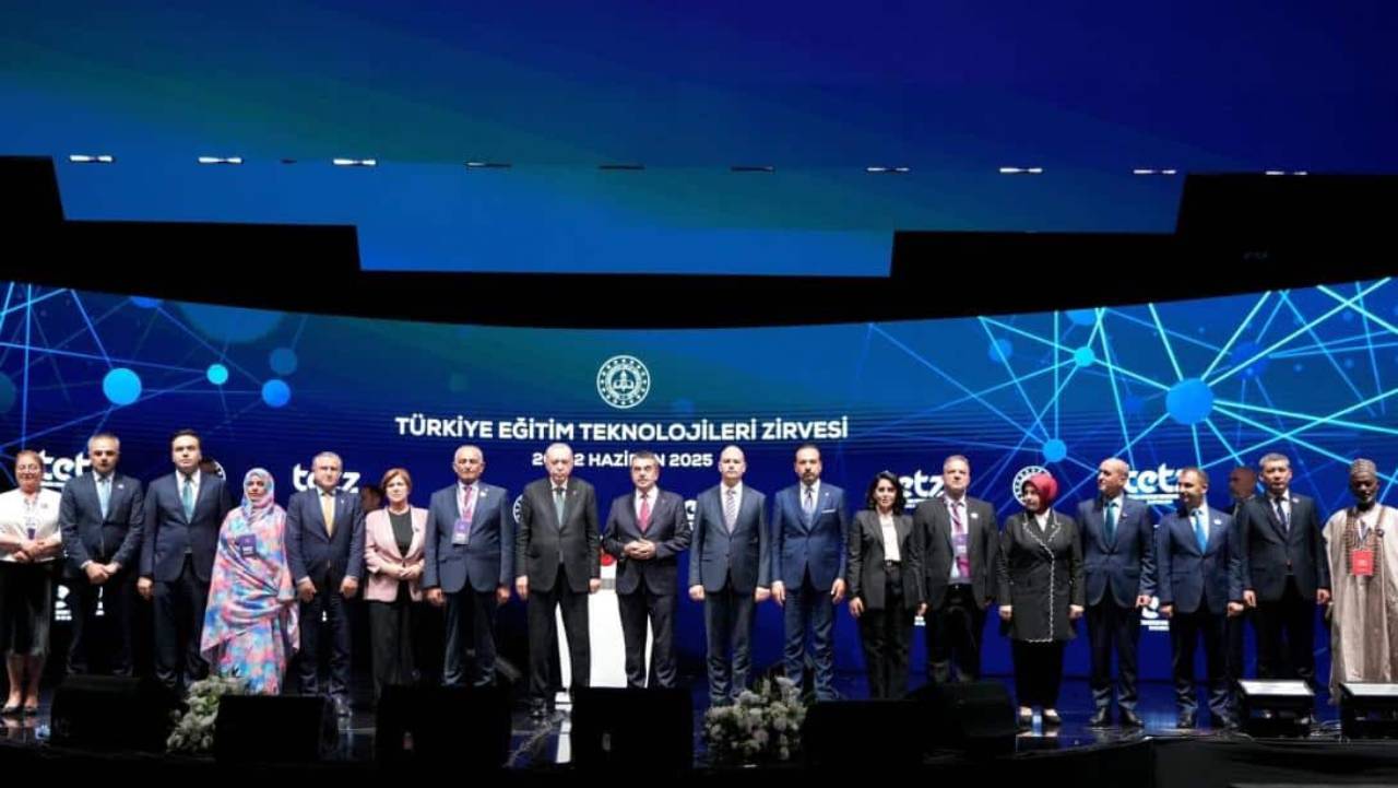 Türkiye Eğitim Teknolojileri Zirvesi tamamlandı