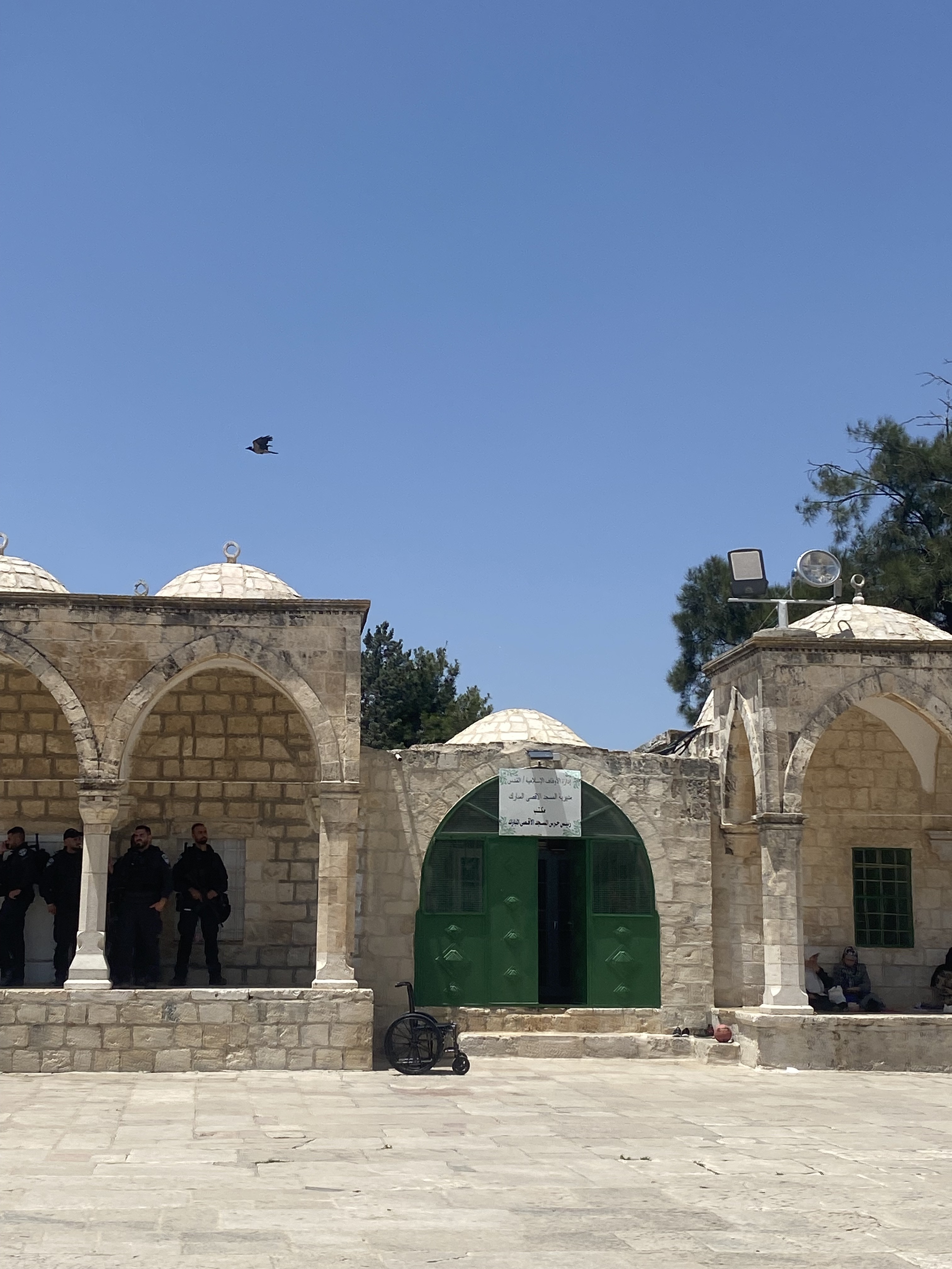 Aksada İsrail Askerleri