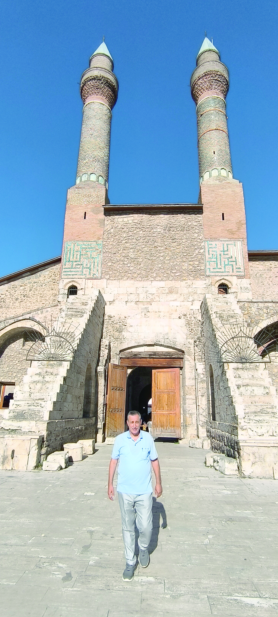 Çifte Minareli Medrese