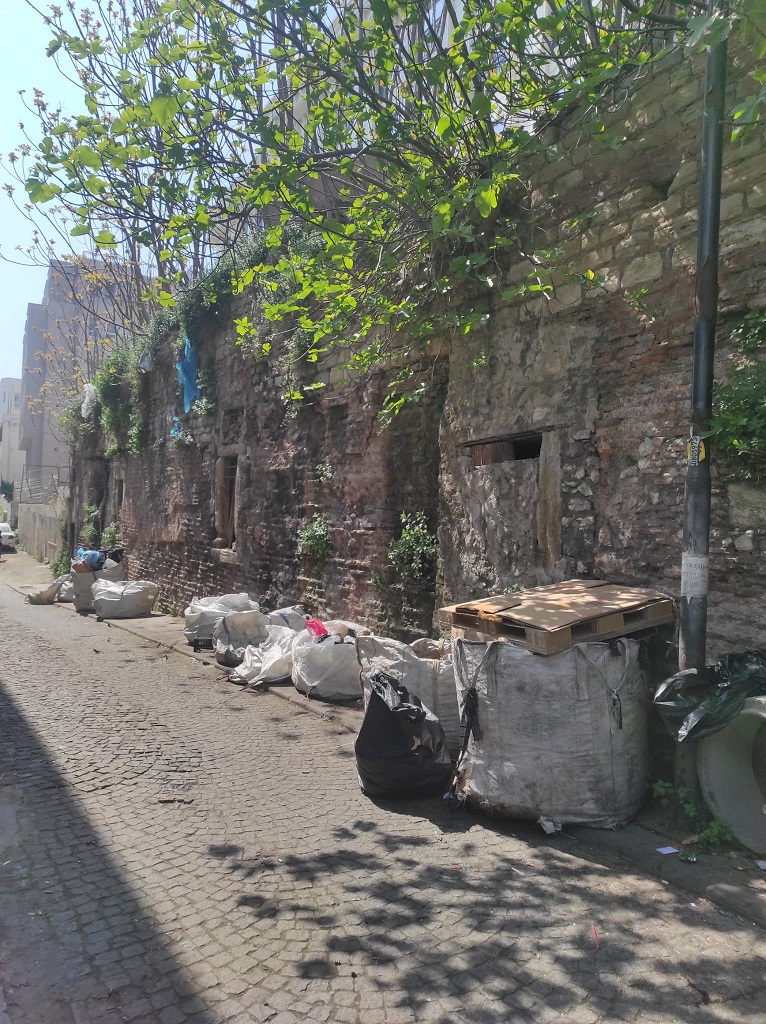 Acçmusluk Sokaßç Sarnçcç 3