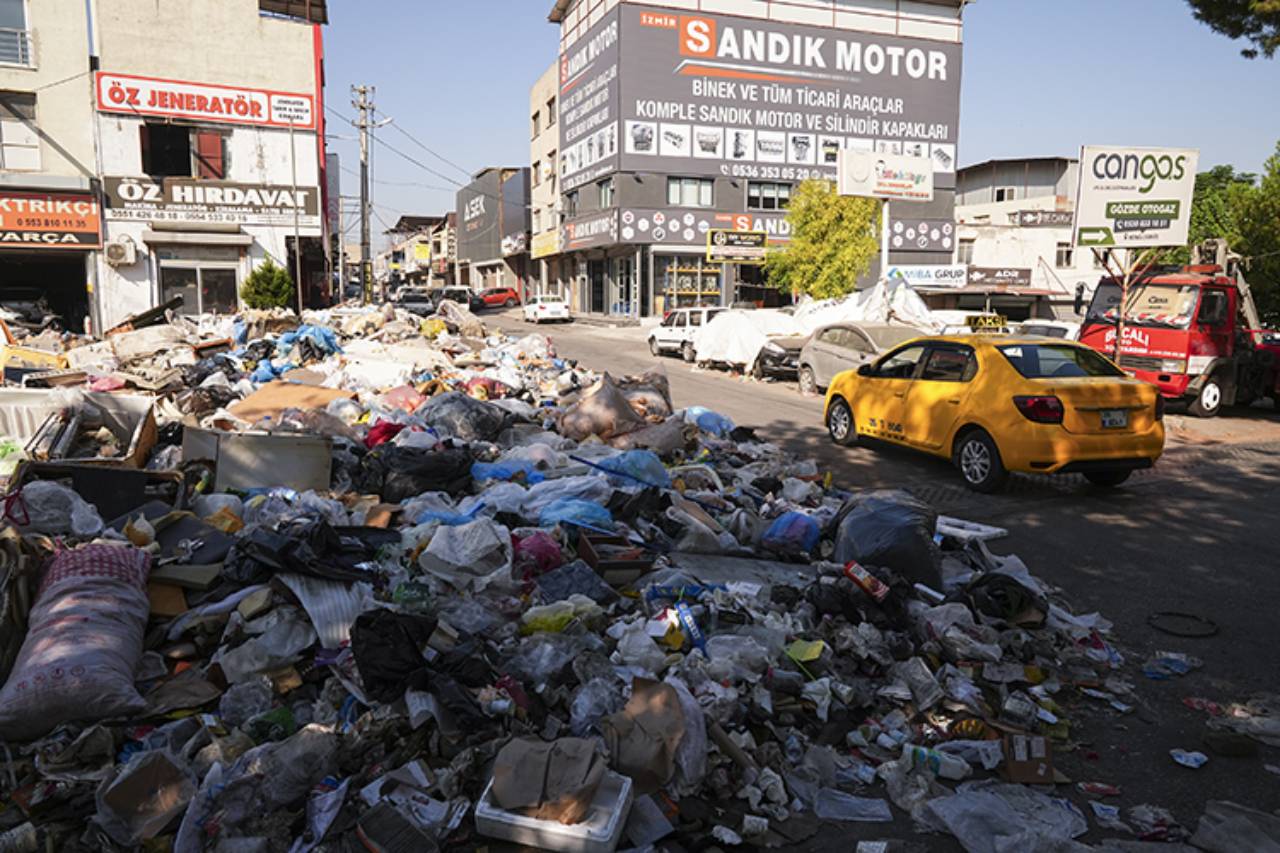 Çöp Izmir1 (1)