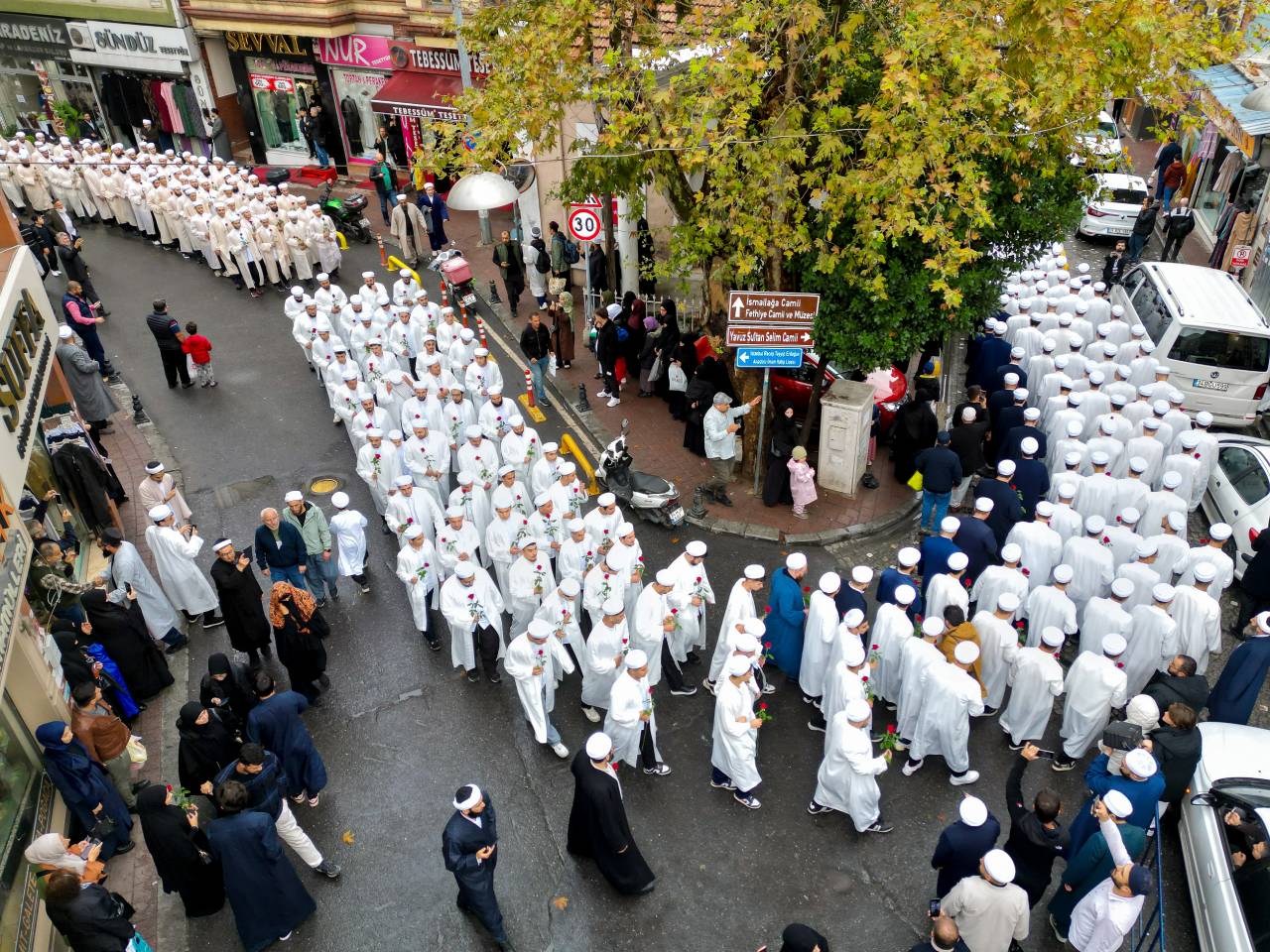 1 Fatih Sokaklar , 318 Talebenin Icazetiyle C Ic Ek Ac T (1)