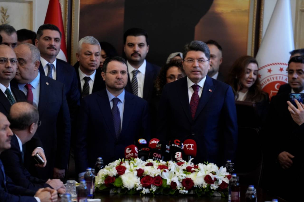 Akın Gürlek Yılmaz Tunç