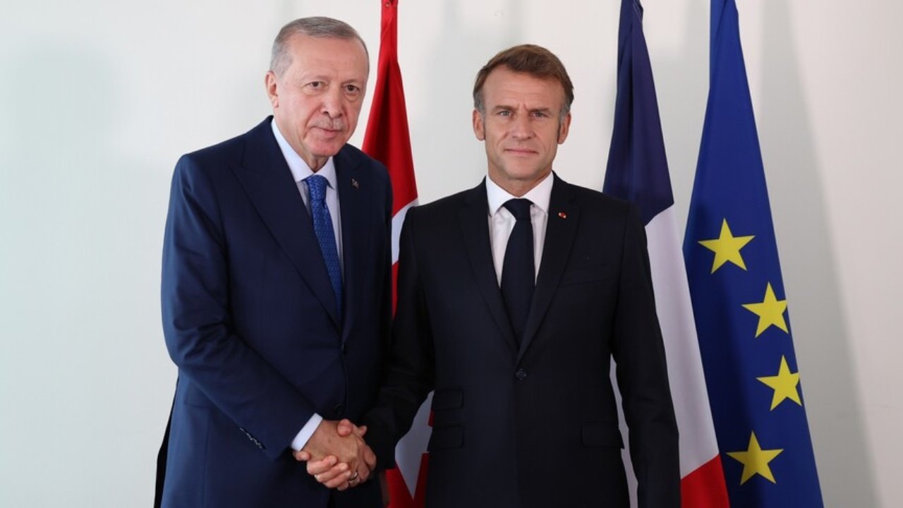 Erdoğan ve Macron'dan kritik telefon trafiği