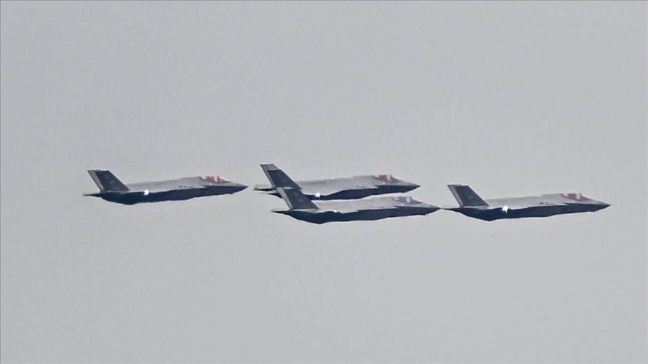 Bir ülke daha ABD'ye hava sahasını kapattı!