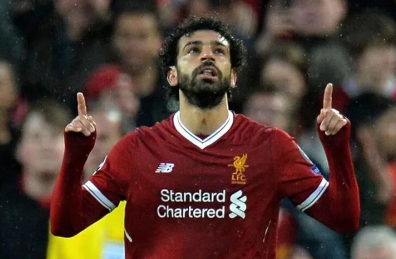Beşiktaş taraftarından çok konuşulacak Salah tezahüratı