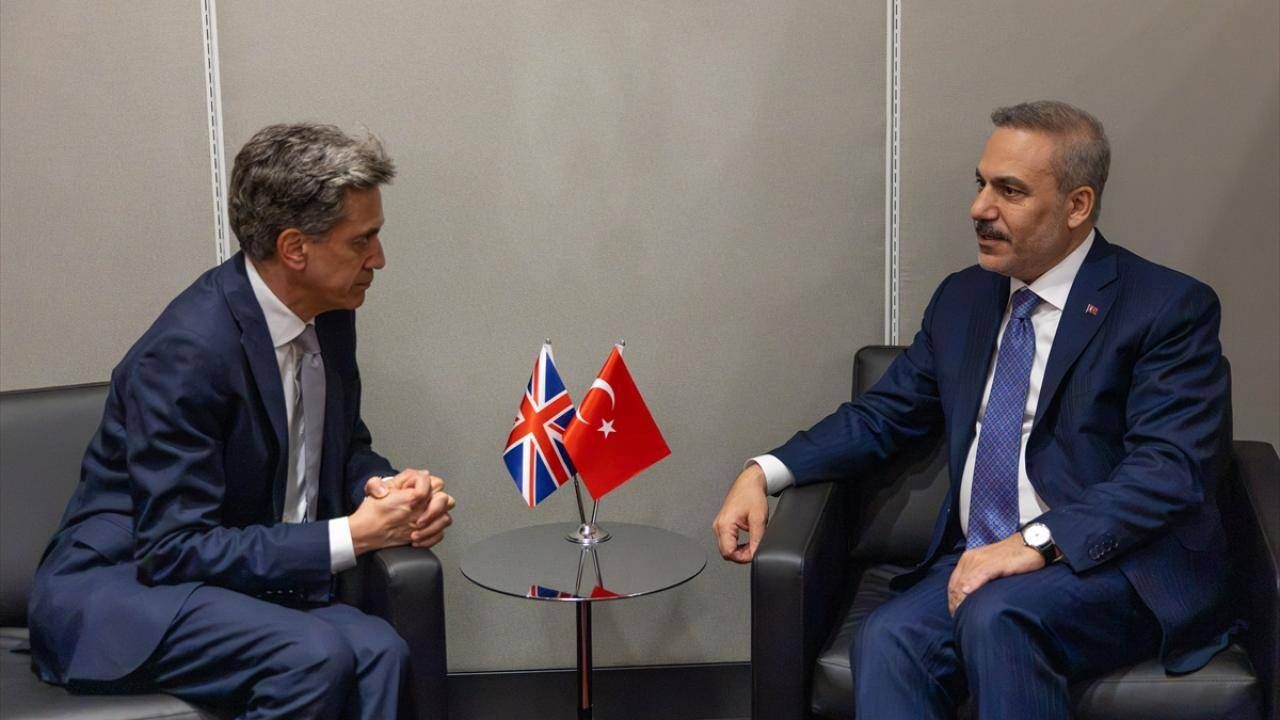 Bakan Fidan, İngiliz mevkidaşı ile görüştü