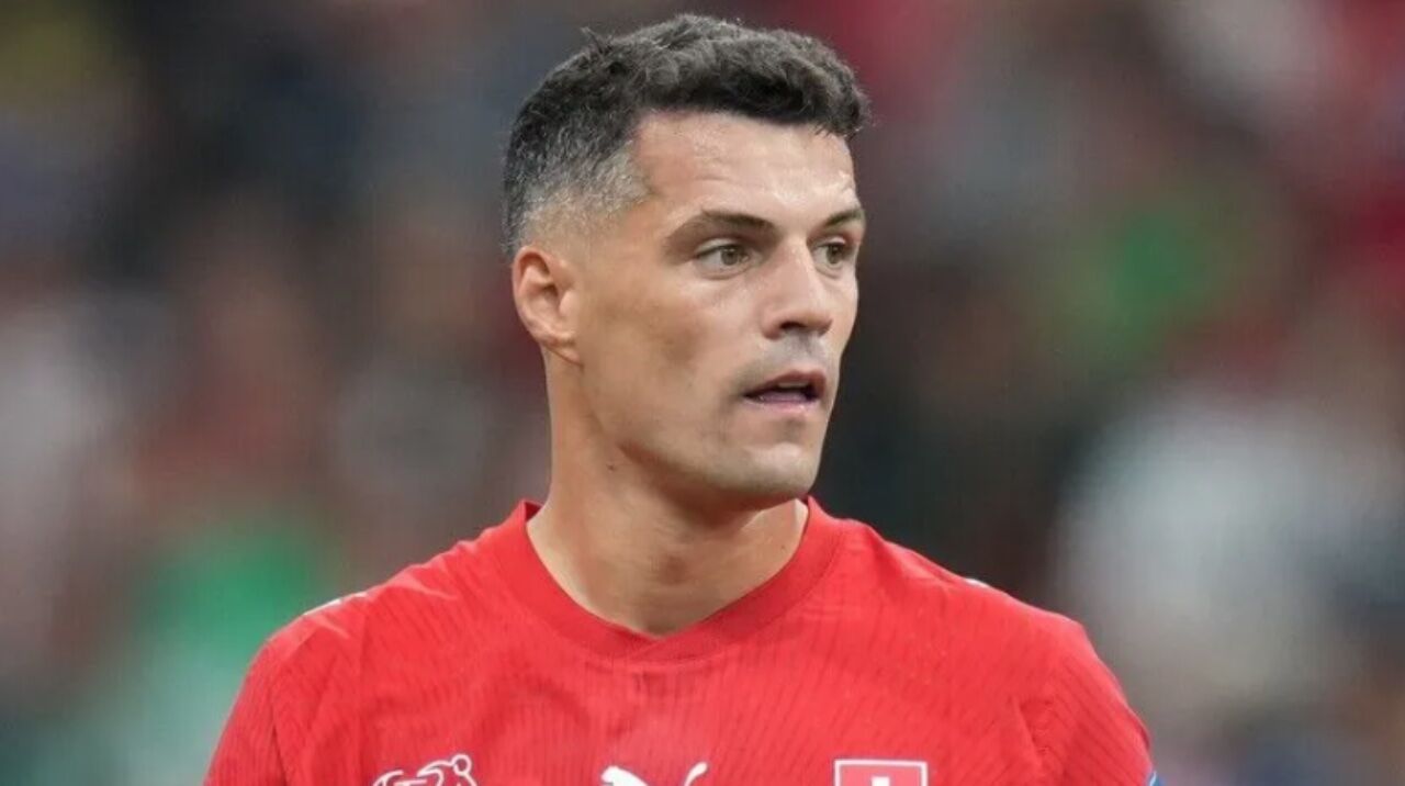 İsviçreli futbolcu Xhaka'dan, 'sahte koronavirüs sertifikası' itirafı